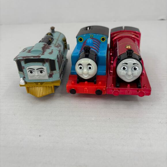 Thomas & Friends Trackmaster Motorized Trains Lot of 3 Thomas James Lexi Works - Picture 6 of 12